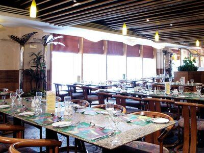 Metropark Kowloon Khách sạn 4*